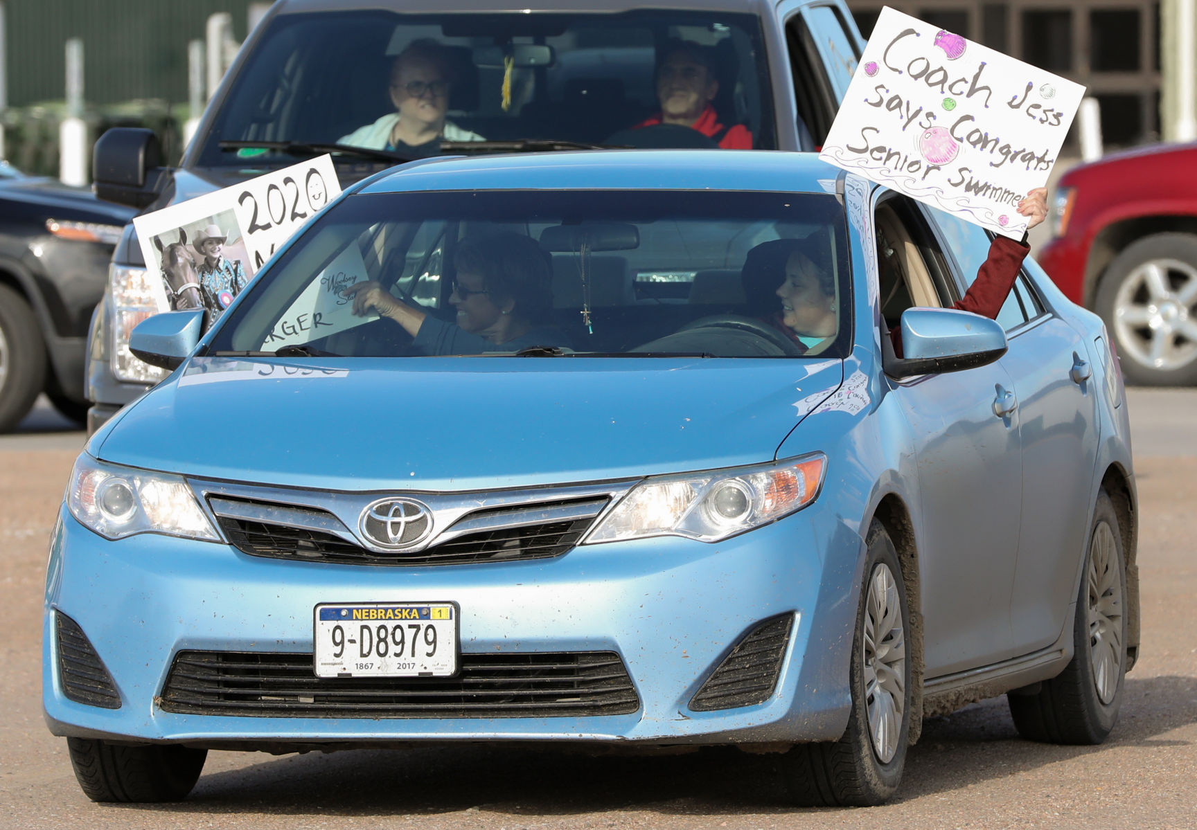 KCHS senior drive-thru